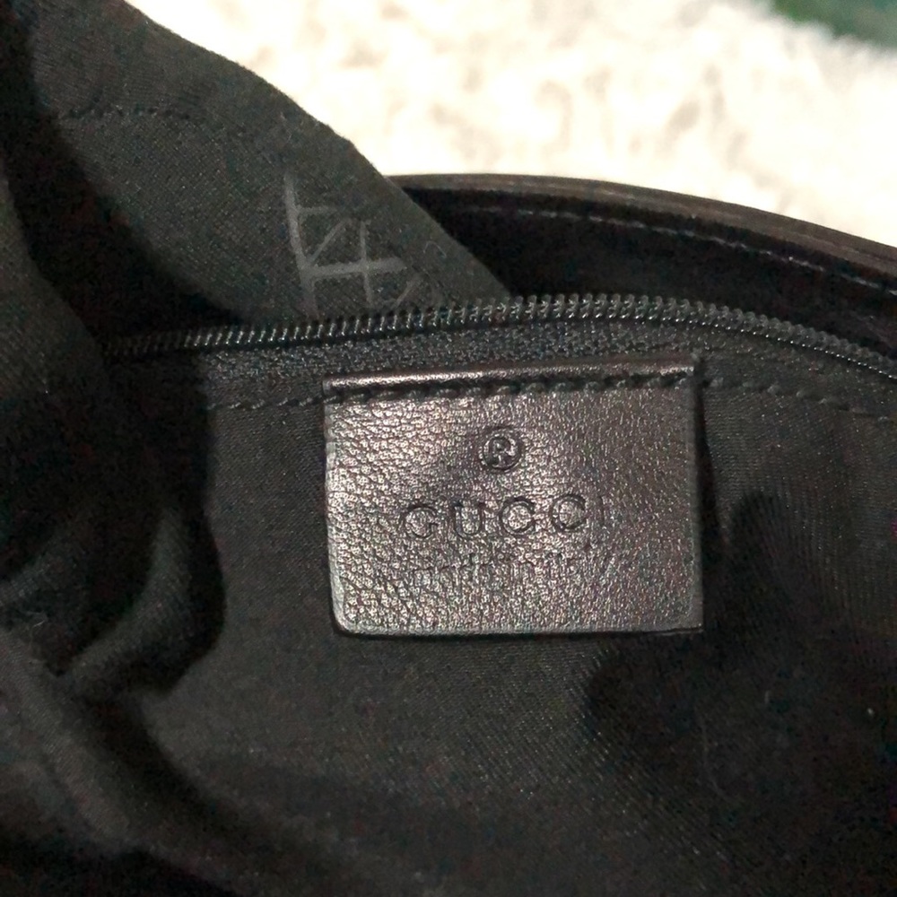 GUCCI ABBEY BLACK PATENT LEATHER - Picture 11 of 15